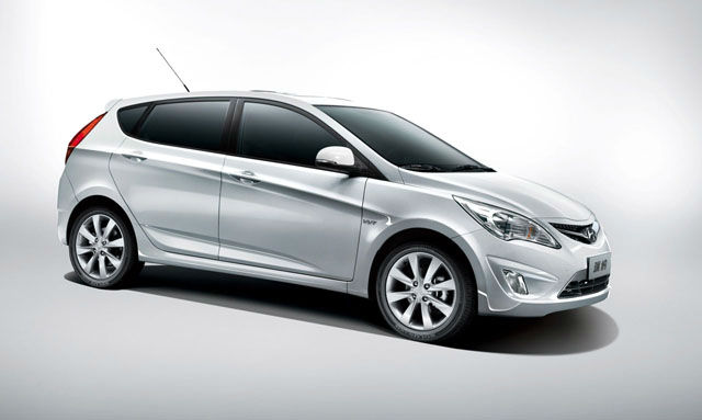 Accent 5 Door Hatch